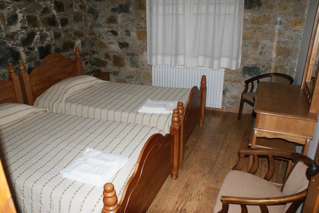 Atratsa Mountain Suites Kalopanagiotis Oda fotoğraf